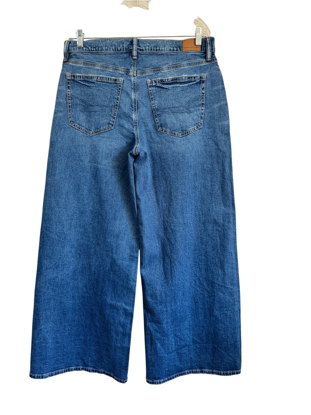 American Eagle AE Strigid Low-Rise Ultra Wide-Leg Jeans Size 10 - Picture 4 of 15